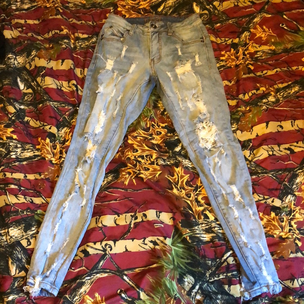 Distressed rue 21 jeans